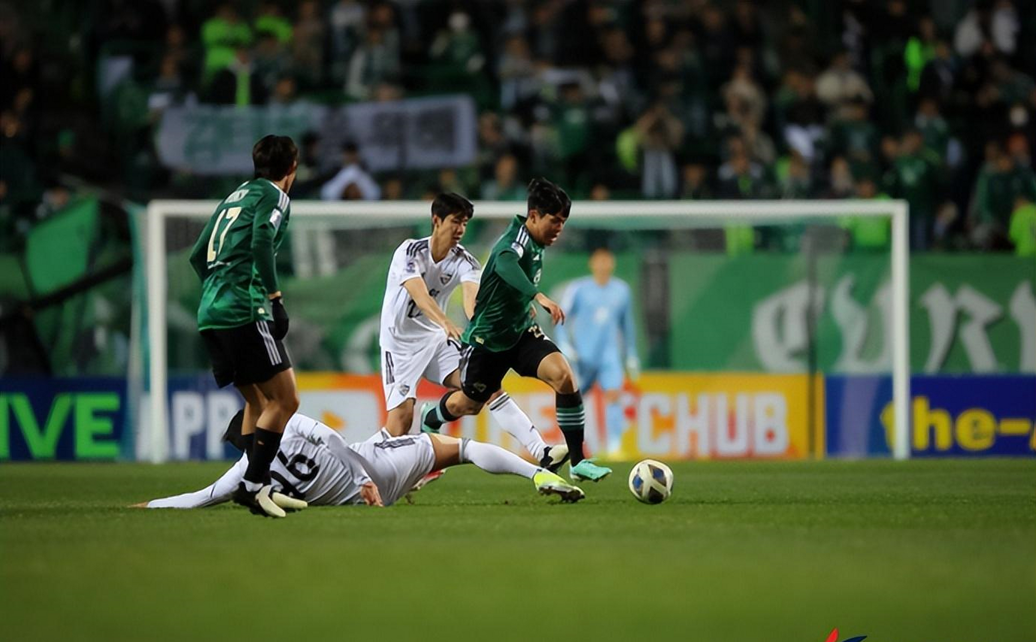 门将神勇发挥!一连串关键扑救,力保球队守住胜果!的简单介绍 门将神勇发挥!一连串关键扑救,力保球队守住胜果!的简单介绍