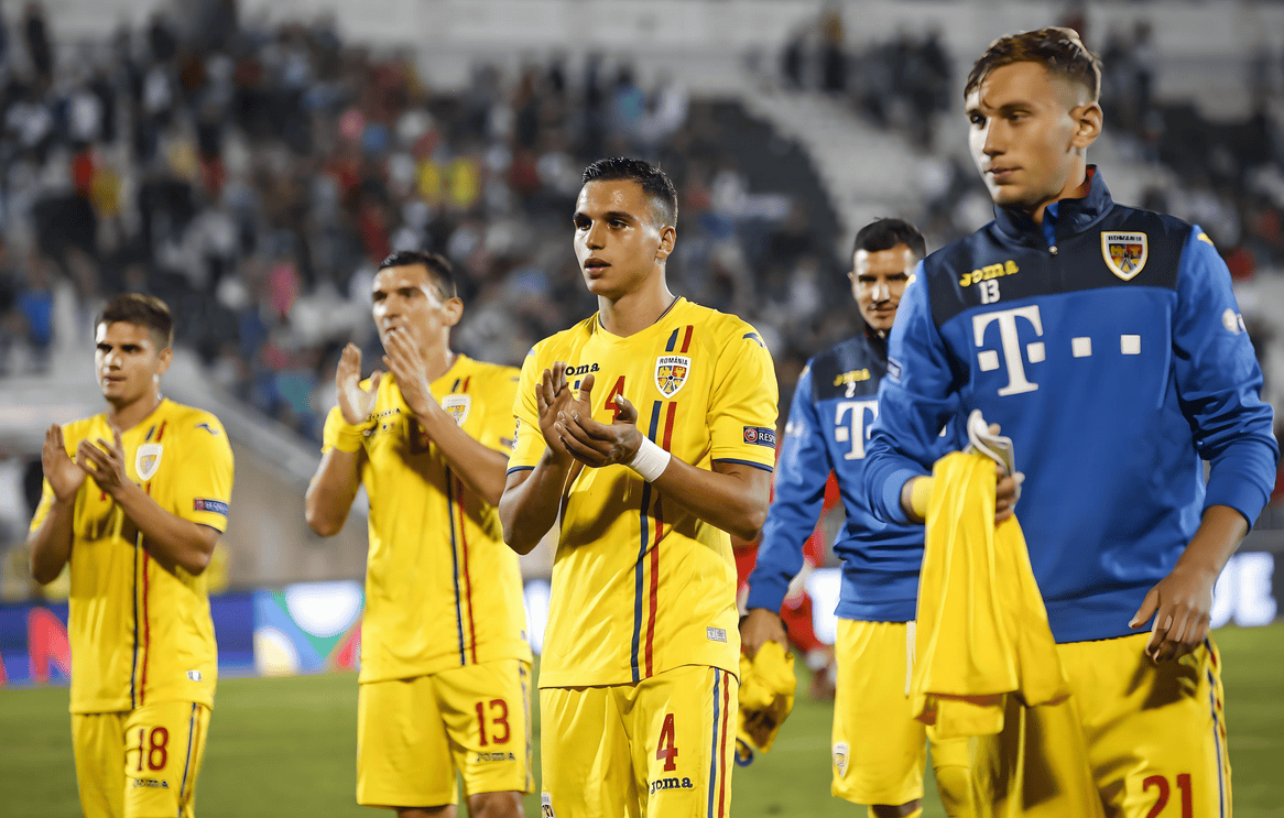 包含斯洛伐克-轻取波兰，欧洲杯小组赛胜率暂居前列的词条