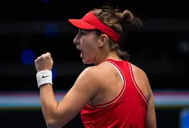 包含爱沙尼亚客场逆转白俄罗斯，出线机会微增的词条