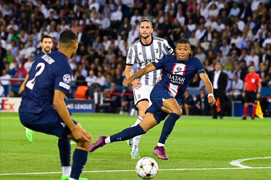 巴黎圣日耳曼力克罗马，内马尔独中两元的简单介绍