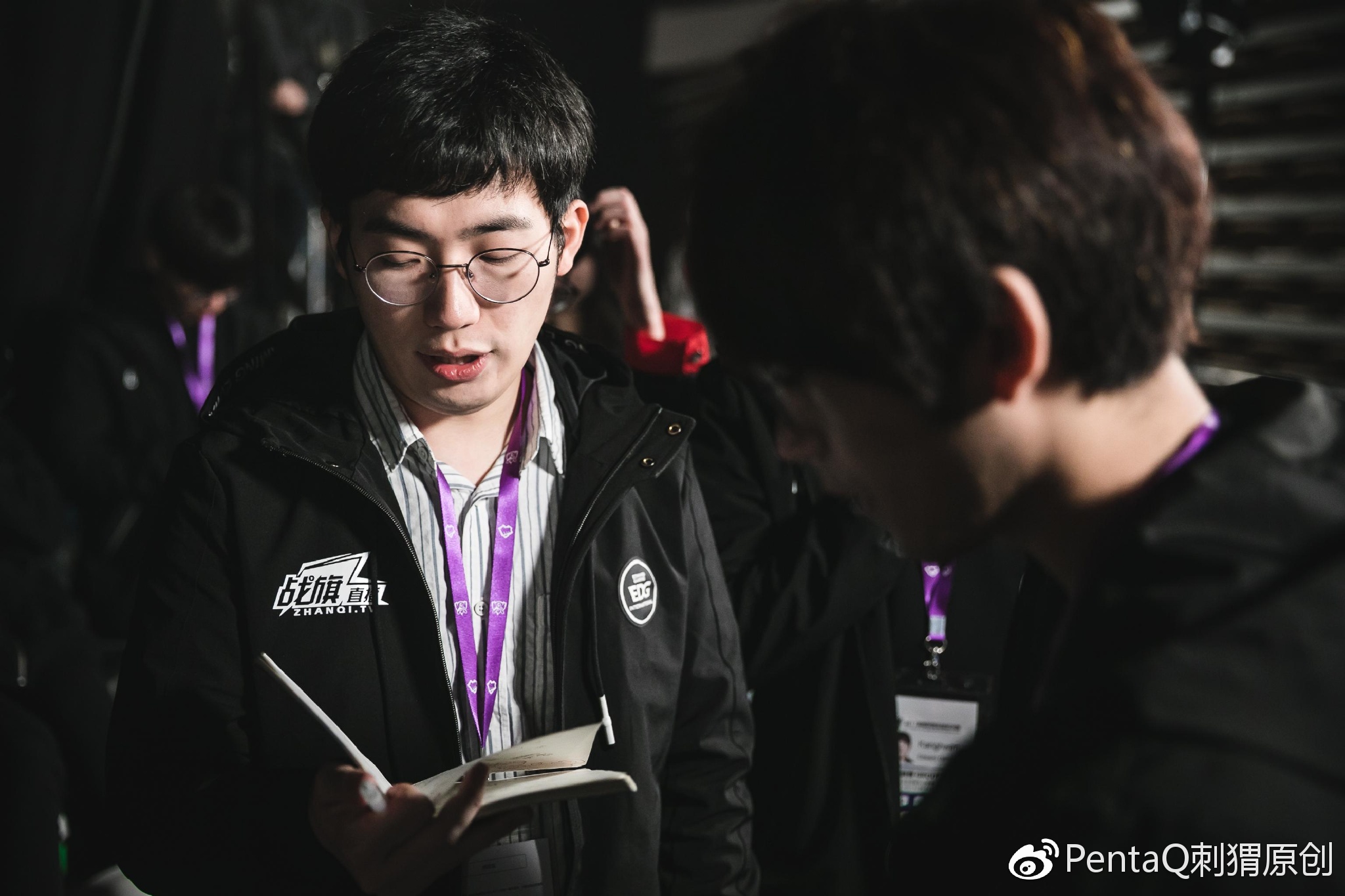 沃斯图亚换帅传闻不休，俱乐部高层正忙于沟通(沃图沃科技有限公司)